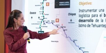 Sheinbaum fija prioridades tras descarrilamiento del Tren Interoceánico; FGR investigará accidente