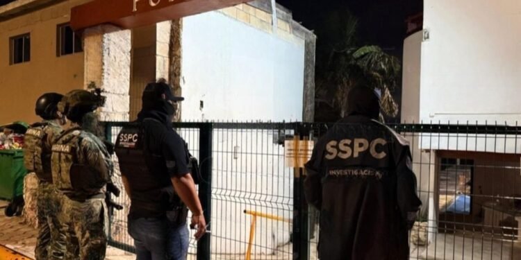 Ejecutan cateos simultáneos en residenciales de lujo y marinas de Cancún e Isla Mujeres