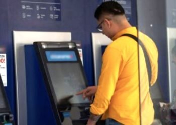 Proponen educación financiera para estudiantes desde la secundaria