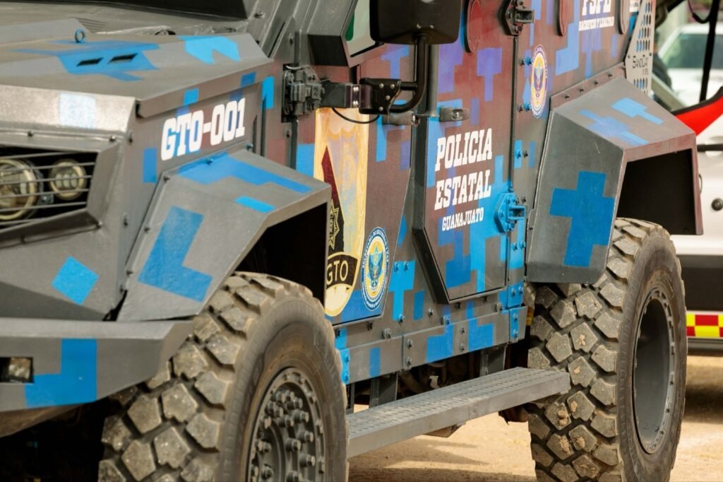 Turbofin, Guanajuato, Landsmanas