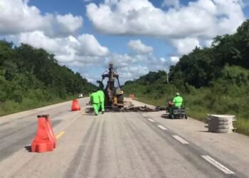Avanza 80% rehabilitación de Buenavista-Bacalar tras deterioro por construcción de Tren Maya