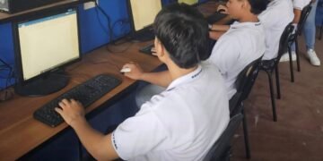 Sí a la IA, pero bajo un protocolo, determina la Universidad Autónoma de Quintana Roo