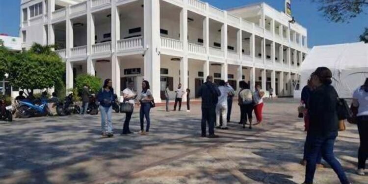 Aumento salarial a burócratas costará 26 mdp al gobierno de Quintana Roo