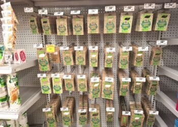 Aplican establecimientos sustitución de plásticos en artículos para fiestas