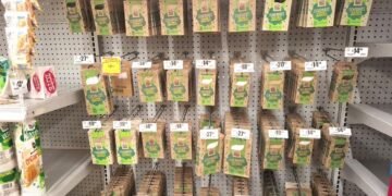 Aplican establecimientos sustitución de plásticos en artículos para fiestas