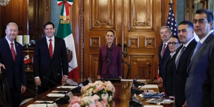 Más diálogo y menos amenazas: por qué analistas apuestan por la cooperación antinarco