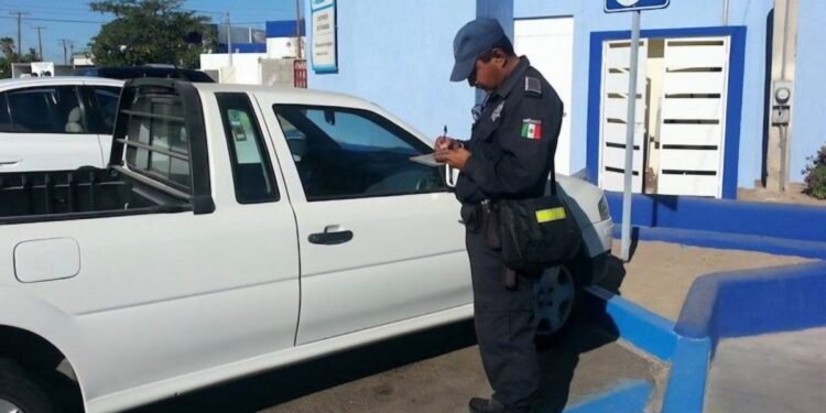 Impunidad persiste en el uso indebido de cajones para personas con discapacidad en Quintana Roo