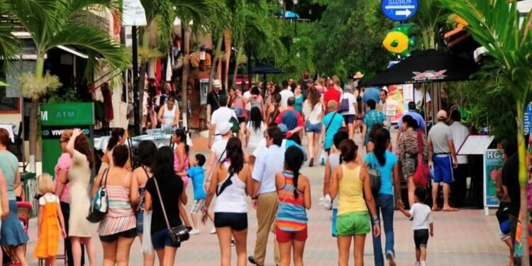 El lado oculto del turismo: alertan sobre violencia contra mujeres en ciudades vacacionales