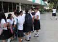 Busca SEQ frenar acoso a alumnas de secundaria, distribuirá 450 mil toallas sanitarias