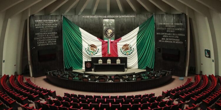 Quintana Roo propone incluir Educación Financiera en secundaria y bachillerato