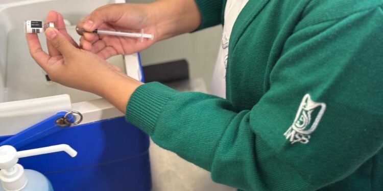 ¿Perdiste tu cartilla? ¡No te angusties! puedes reimprimirla en línea y aplicar tus vacunas