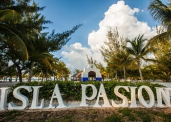 Isla Pasión deslumbra al mundo: TripAdvisor la elige la mejor playa global en 2026