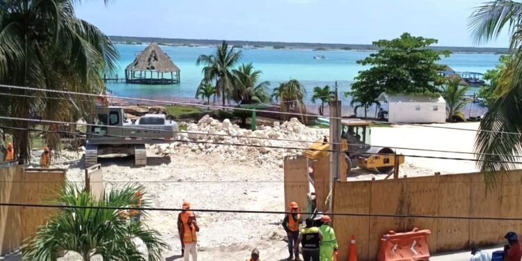 Reanudan militares obras de casa de descanso ubicada en la Laguna de Siete Colores