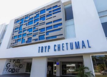 Hoteleros advierten riesgo económico por tarifas bajas de hospedaje desde plataformas digitales