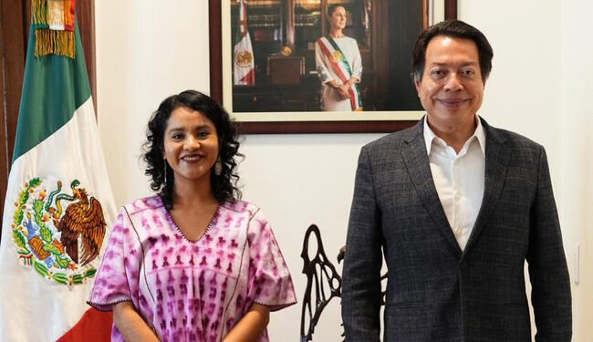 Nadia López toma el timón de los libros de texto en medio del relevo en la SEP