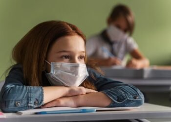 Regresa el uso obligatorio del cubrebocas a las escuelas de Jalisco, por más casos de sarampión