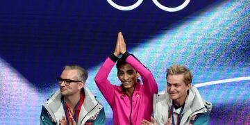 Carrillo brilla en la final olímpica de patinaje artístico; Shaidorov manda en el podio