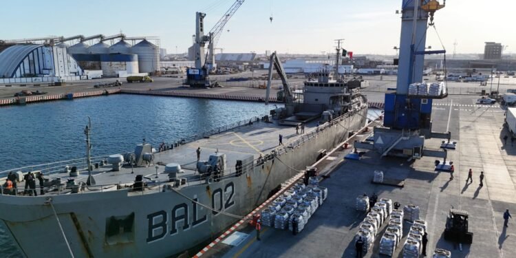 Desde Veracruz, México extiende la mano a Cuba con más de 800 toneladas de víveres