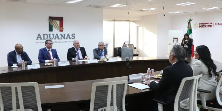 Rafael Marín impulsa acuerdo para blindar la propiedad intelectual en aduanas