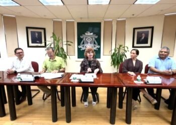 Preparan a pequeños y medianos negocios para vender productos en todo el mundo