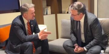 México y Estados Unidos abren revisión del T-MEC con primera ronda bilateral