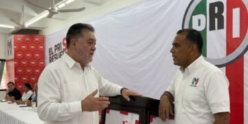 Entre redes y estatutos, PRI niega salida de Pedro Flota