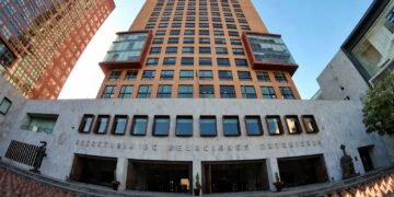 SRE mantiene alerta en Medio Oriente; 121 mexicanos han sido evacuados y no hay heridos