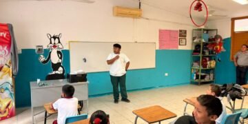 Padres exigen “candados estrictos” para la contratación de maestros en las primarias