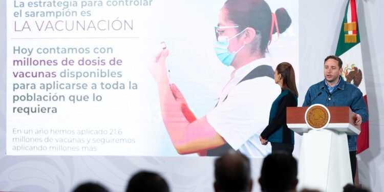 Vacunación masiva blinda al Caribe mexicano