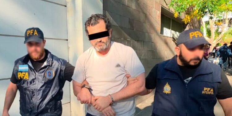 Cae contralmirante; Fernando Farías enfrenta cargos por huachicol y delincuencia organizada