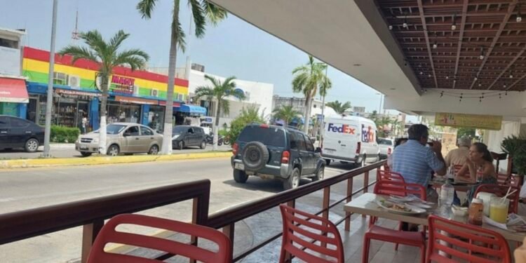 Restaurantes del sur de Quintana Roo pierden hasta 50 por ciento de clientes