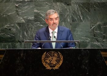 Juan Ramón de la Fuente deja la SRE; Roberto Velasco Álvarez asumirá la Cancillería