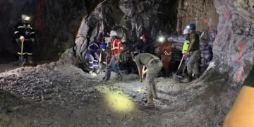 Localizan sin vida a trabajador atrapado en la mina Santa Fe; sigue búsqueda de último minero