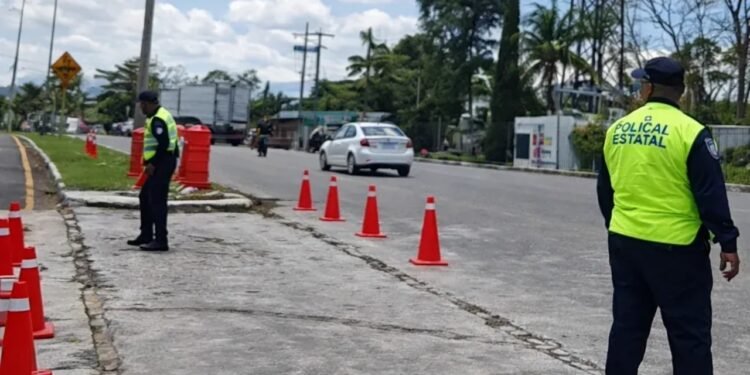 Semaforización inconclusa pone en jaque la seguridad vial en Bacalar