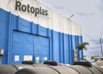 Presión por el agua obliga a empresas a replantear su operación en México