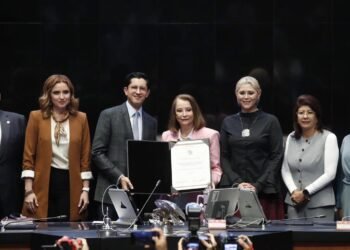 Roberto Velasco asume la cancillería mexicana tras ratificación del Senado