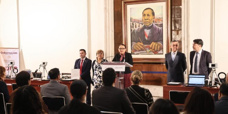 Rosa Icela destaca CURP biométrica como derecho y herramienta de identidad