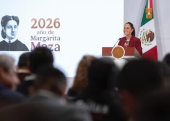 Incendio en refinería de Dos Bocas queda bajo control en área de coque: Sheinbaum