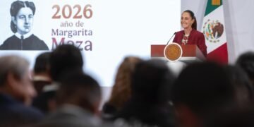 Incendio en refinería de Dos Bocas queda bajo control en área de coque: Sheinbaum