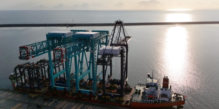 Hutchison Ports ICAVE refuerza su capacidad operativa con inversión en tecnología sustentable
