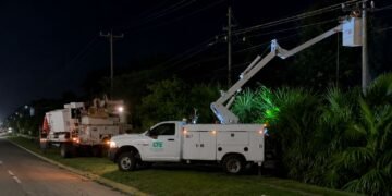 ¡Otra vez sin luz! Reportan apagones en distintos puntos de Chetumal