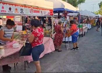 Regresa la Feria del Queso de Bola a Chetumal tras suspensión; avenida Héroes se llena de sabor
