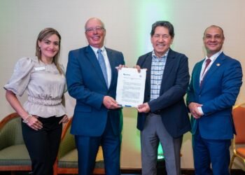 APR y ANIPAC sellan alianza para acelerar el reciclaje y la economía circular en México