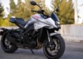 ¿Tu moto ilumina bien el camino? Suzuki revisará cientos de unidades por posible falla en el faro