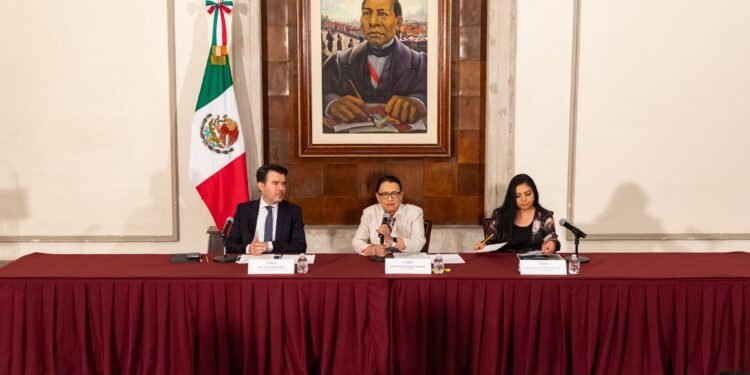 Rosa Icela y Ernestina Godoy se reunirán con colectivos de búsqueda. ¿En dónde?