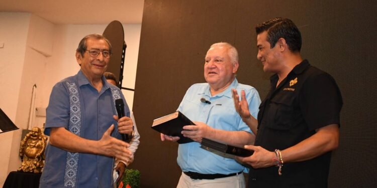 Rafael Marín y líderes religiosos sostienen encuentro de unidad en Quintana Roo