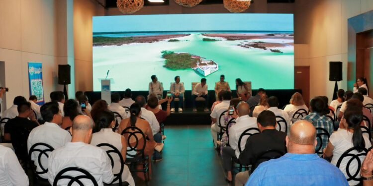 Bacalar apuesta al Tren Maya y a la Laguna de los Siete Colores para impulsar el turismo