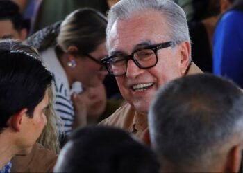 Rubén Rocha comparece ante la FGR en medio de investigaciones ligadas a narcotráfico en EU