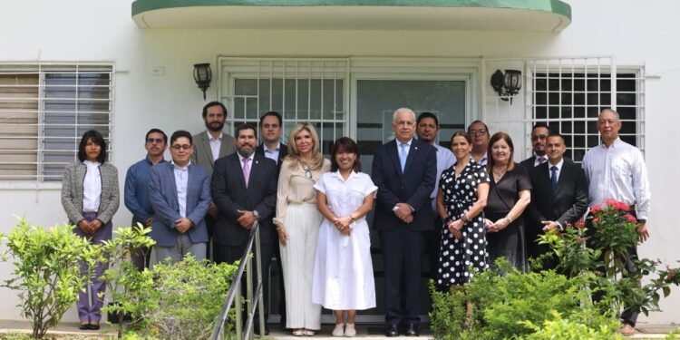 México fortalece alianza con EU y Panamá para frenar al gusano barrenador del ganado