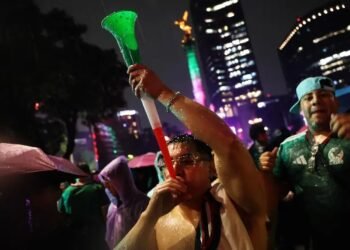 Chilangos se quedan sin “chelas” para el partido México vs. Ecuador, declaran Ley Seca
